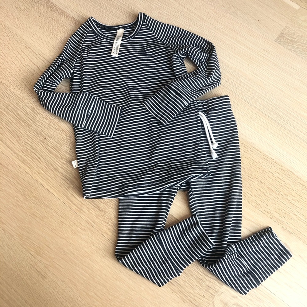 Raven stripe VGUG childhoods nightset 2T